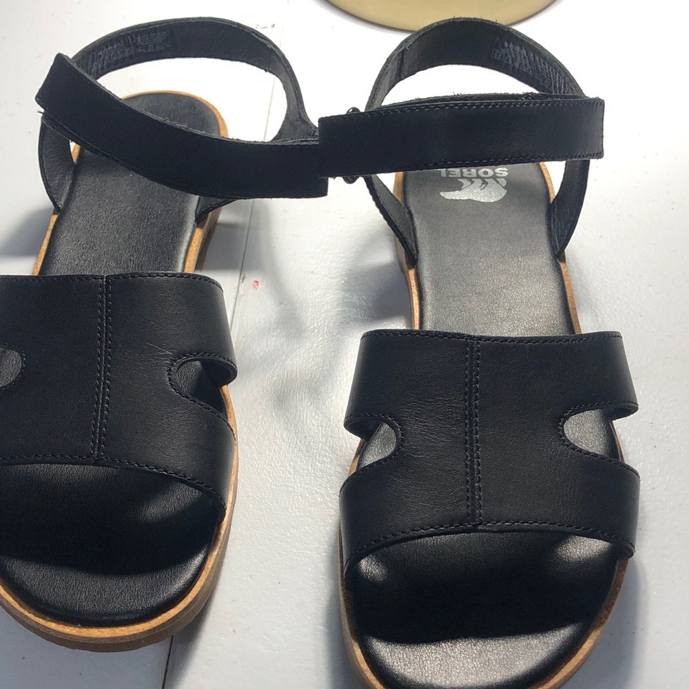 Sorel Black Leather Open-Toe Velcro Strap Sandals NO BOX like new, size 9.5